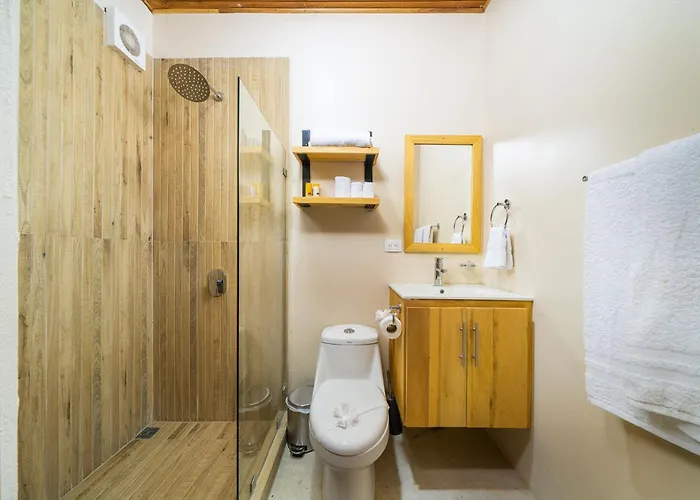 Pequeno Paraiso - New Studio, 10min Walk To Beach, Tranquil - Unit D Apartamento *