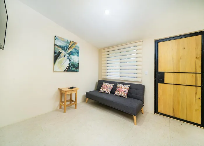 Pequeno Paraiso - New Studio, 10min Walk To Beach, Tranquil - Unit D * Potrero (Guanacaste)