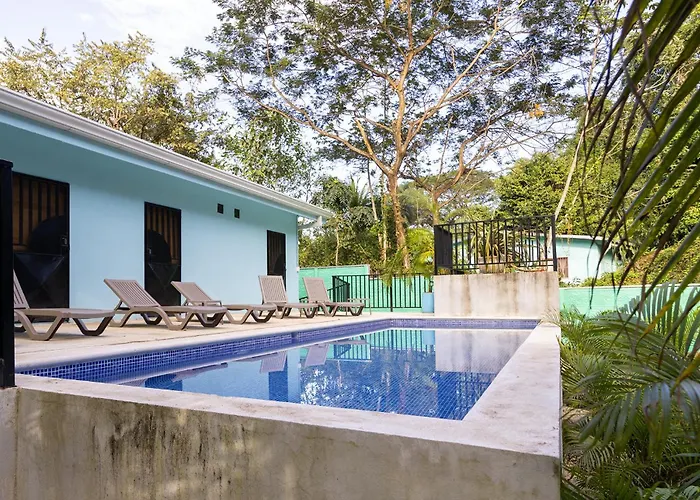 Pequeno Paraiso - New Studio, 10min Walk To Beach, Tranquil - Unit D